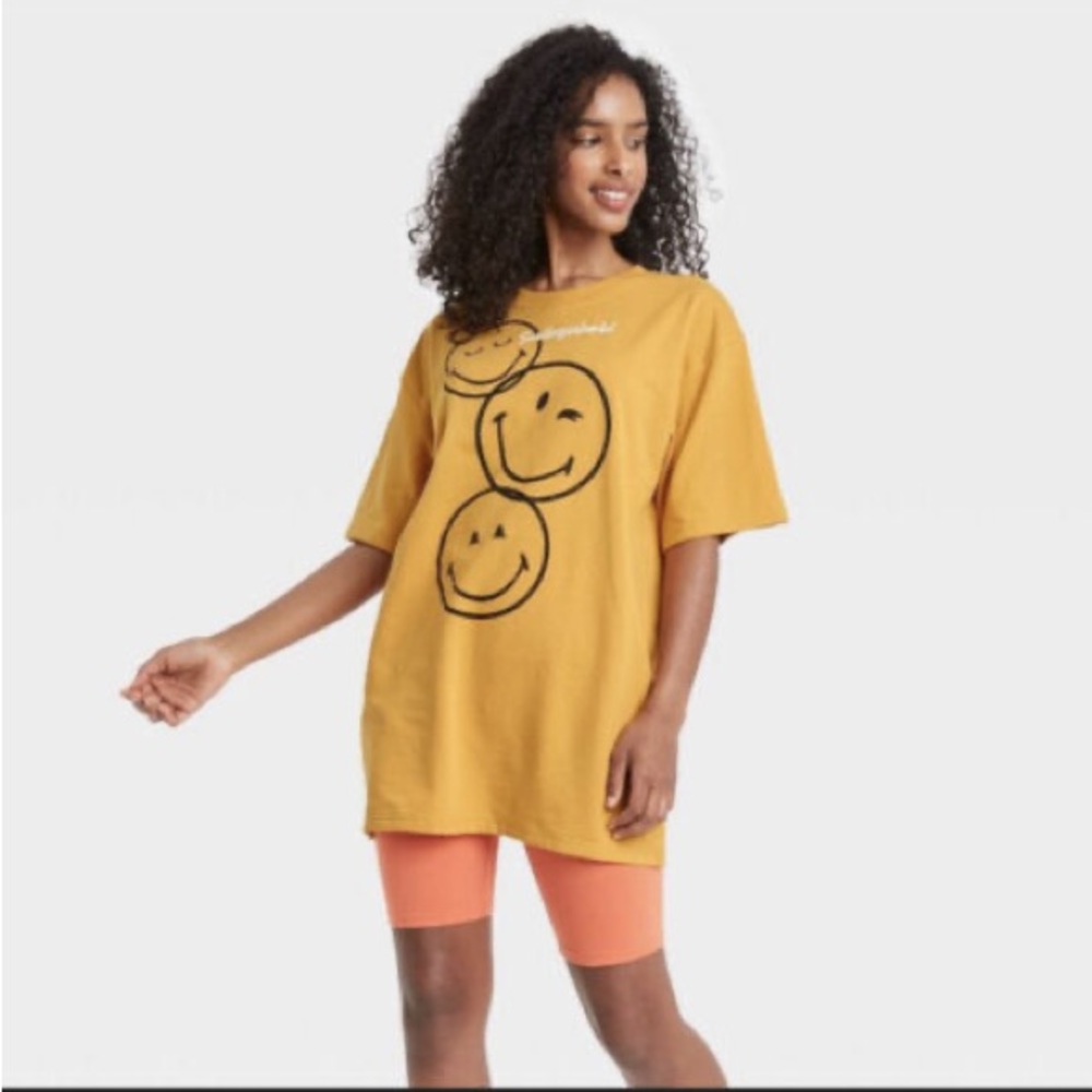 Smiley Wold Graphic T-Shirt Yellow Spell Out Crew Neck